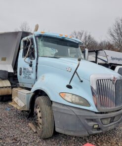 2016 International Prostar - Semi Truck