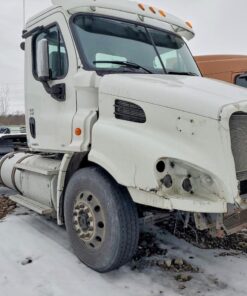 2012 Freightliner Cascadia Semi Truck