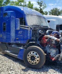 2015 Kenworth T680 Semi Truck